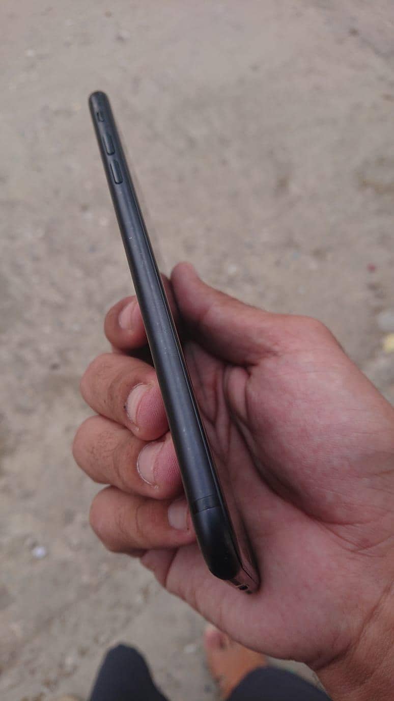 Apple iPhone 7 Plus 4