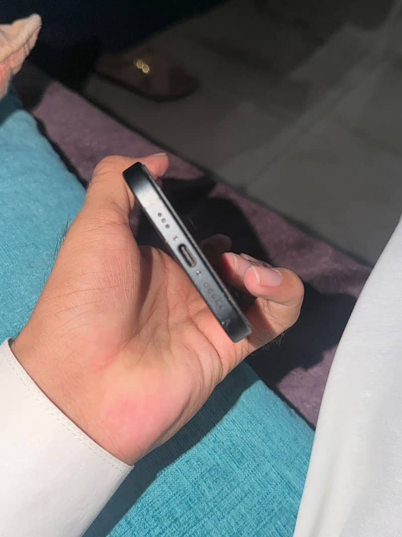 Apple iPhone 16 jv 2