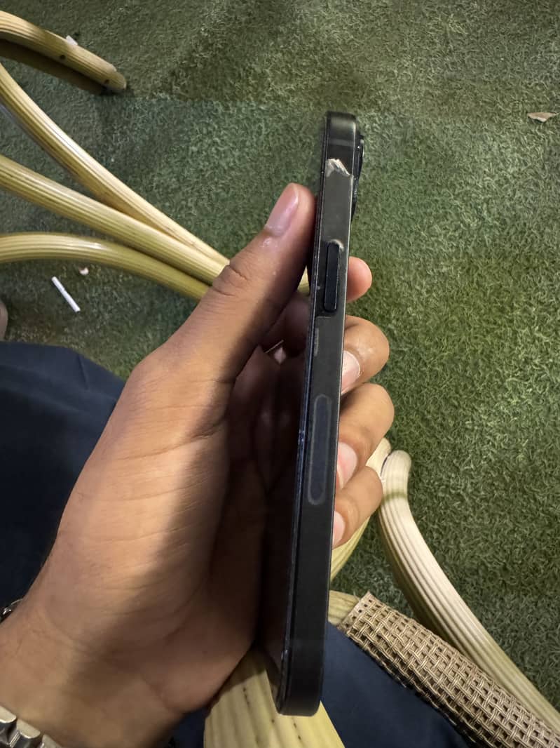 Apple iPhone 14 1