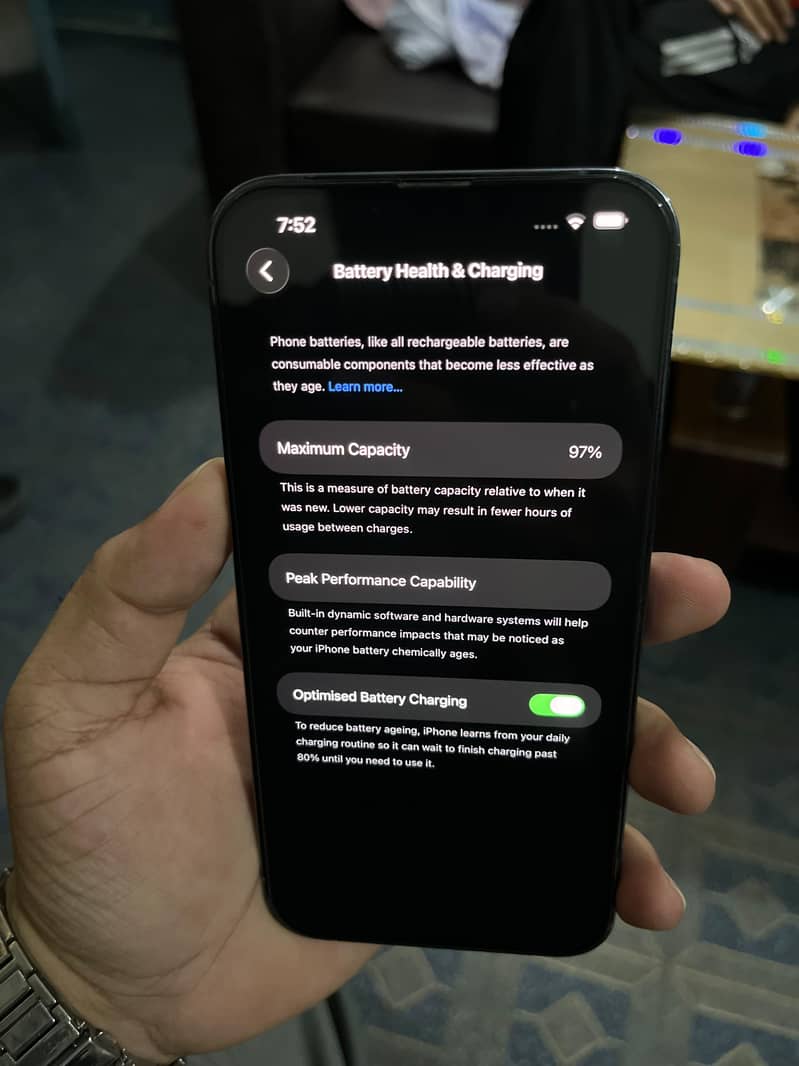 Apple iPhone 13 Pro Max 6