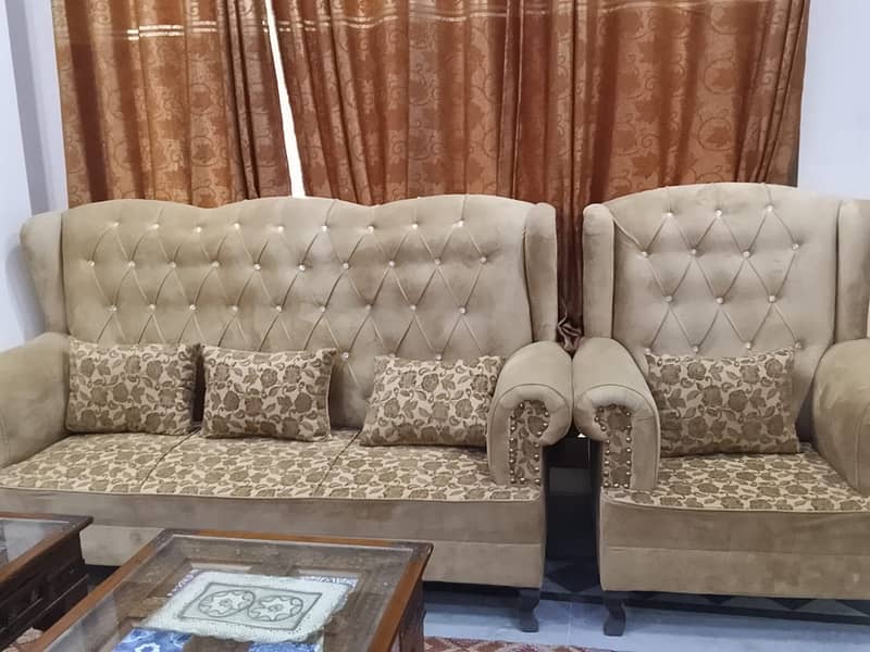 Sofa set 0