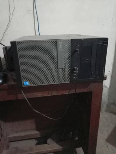Dell Tower Core i5 4th gen, 120gb ssd, 500gb Hard, 1gb Graphic Card
