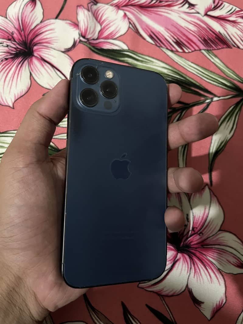 Apple iPhone 12 Pro 2