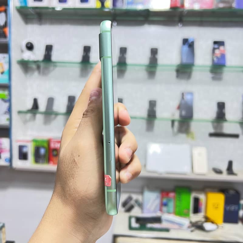 Google Pixel 8a 3