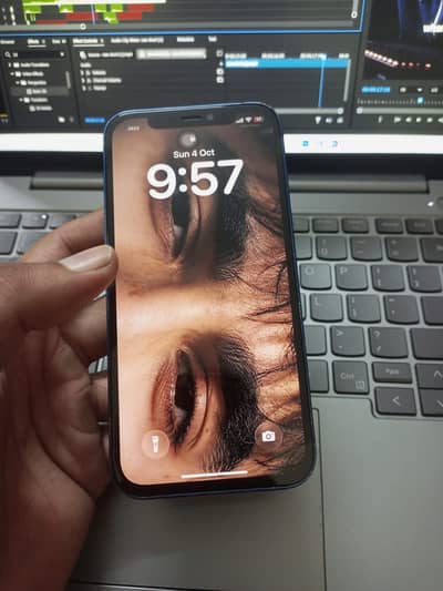 Apple iPhone 12