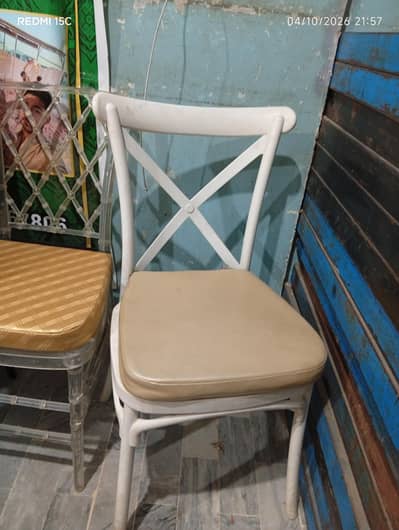 Milky Chairs