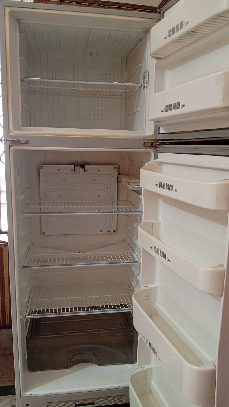 Dawlance fridge 1
