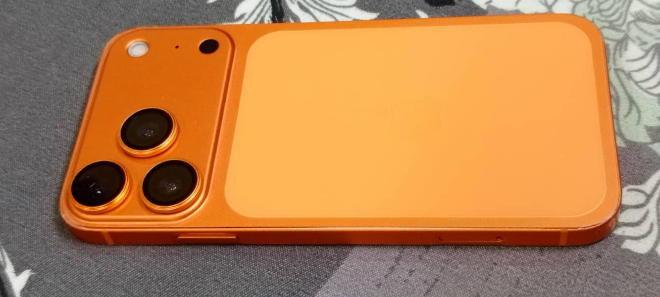 Apple iPhone XR 1