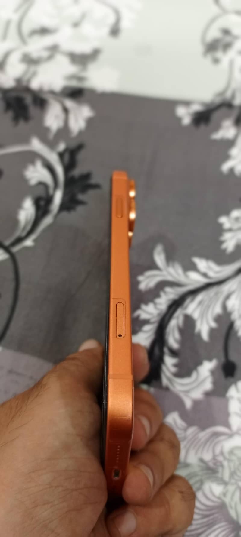 Apple iPhone XR 4