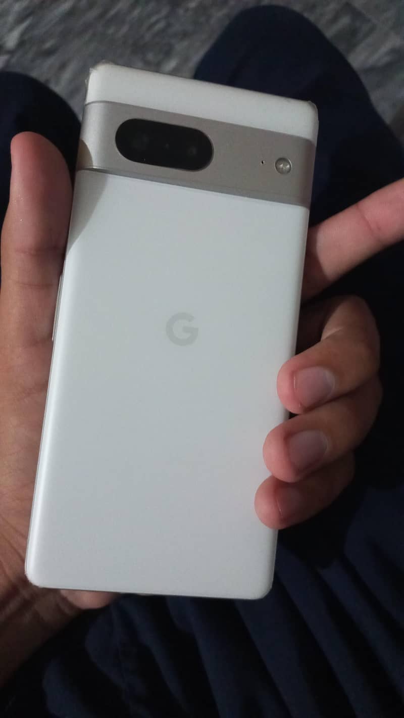 Google Pixel 7 3