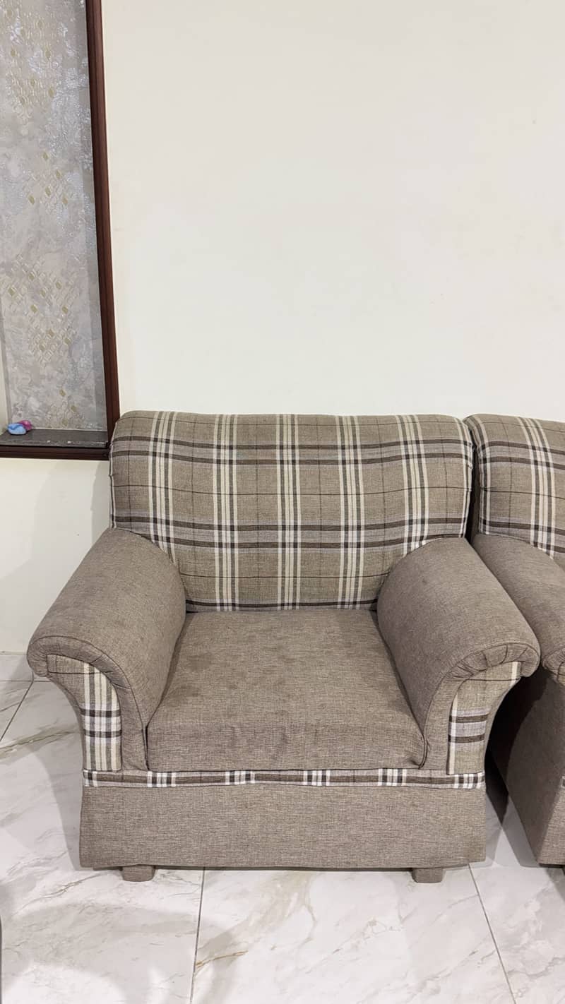 3 seater sofa 4