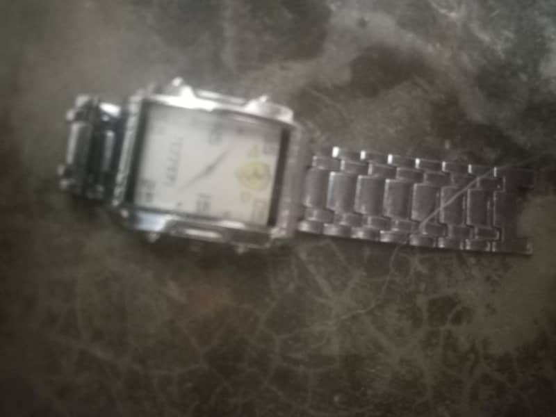 farrari watch 3