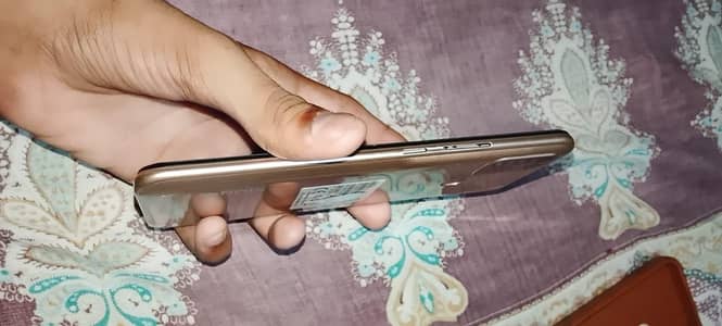 Infinix Hot 11 Play