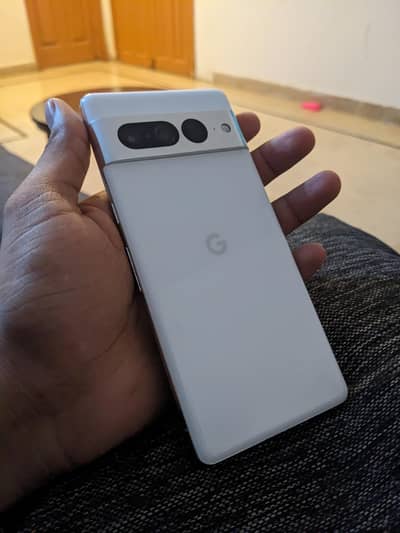 Google Pixel 7 Pro - 12GB RAM / 128GB storage