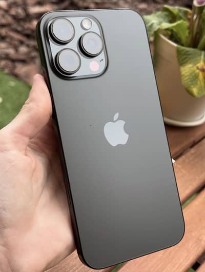 Apple iPhone 16 Pro Max | 100% BH | Apple Warranty till Feb 2027