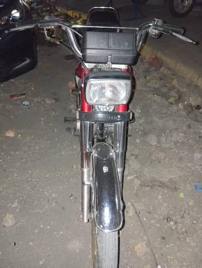 Honda 125 modle 21 . urgent for sale
