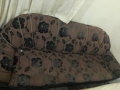 pushish Wala sofa 3/1/1   siter