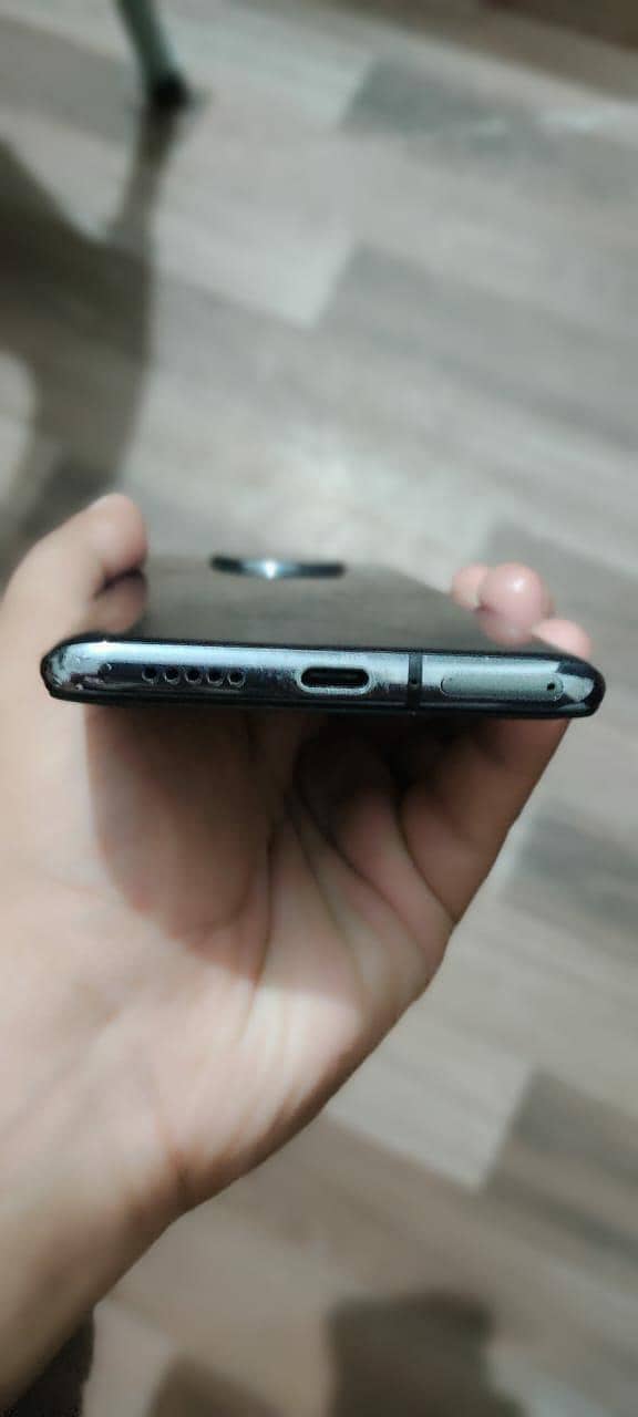 One Plus 7T 1