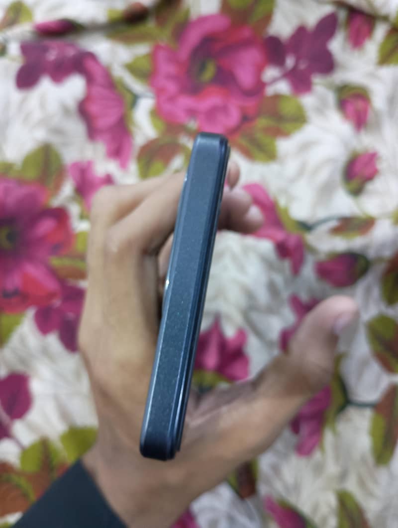 OPPO A3 4