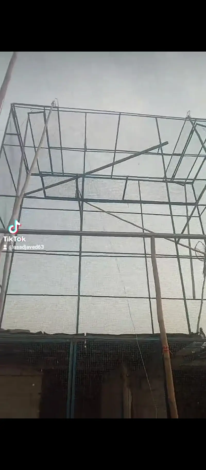 12x12 (Feet) - Very spacious, walk-in design suitable for rooftops. — photo 2