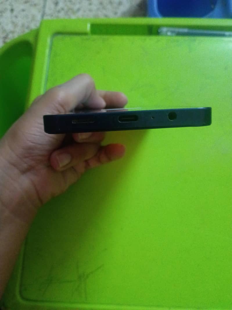 Samsung Mobile A06 3