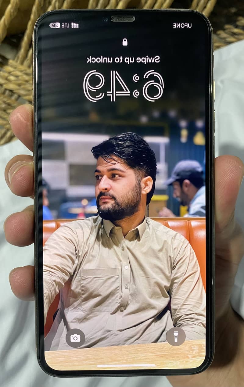 iPhone XS MAX 1