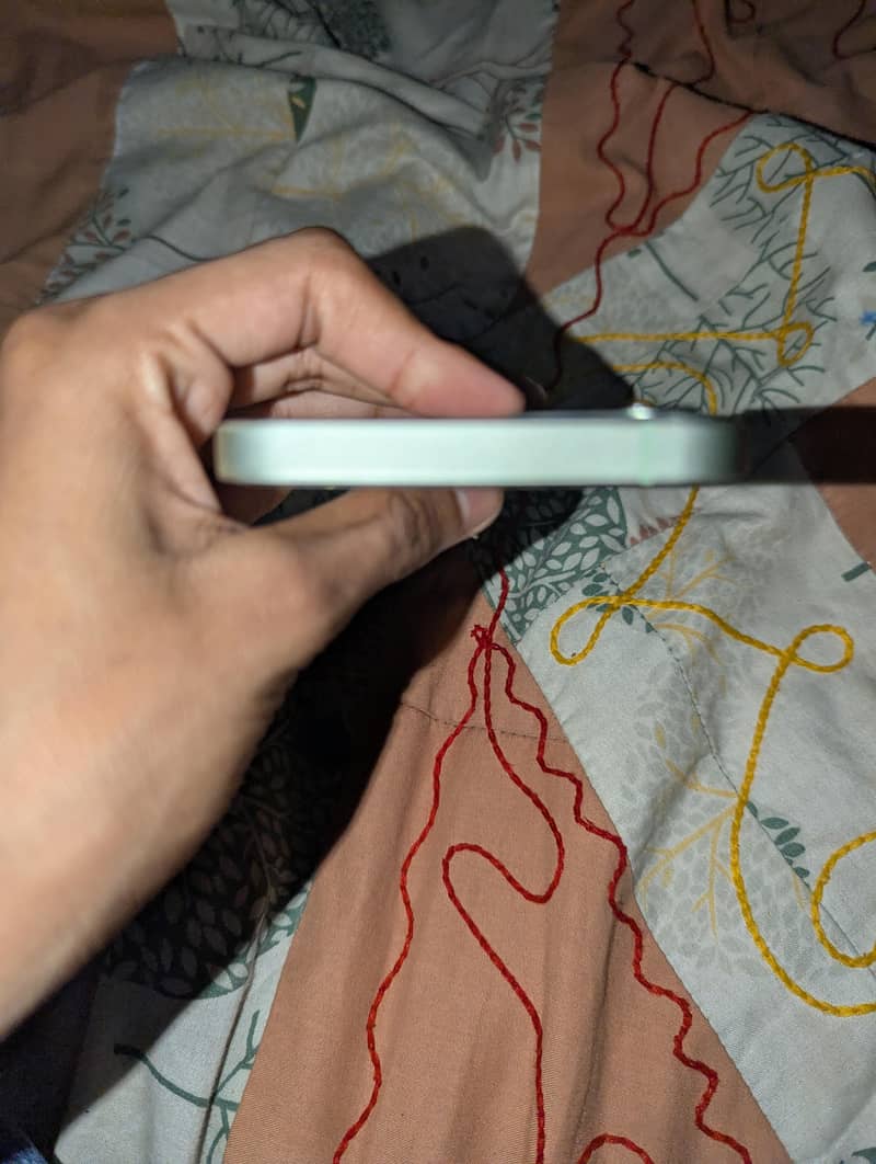 Apple iPhone 12 5
