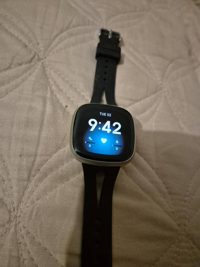 fitbit versa 3 all OK with extra strap 4