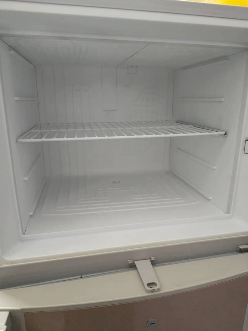 Dawlance Refrigerator 1
