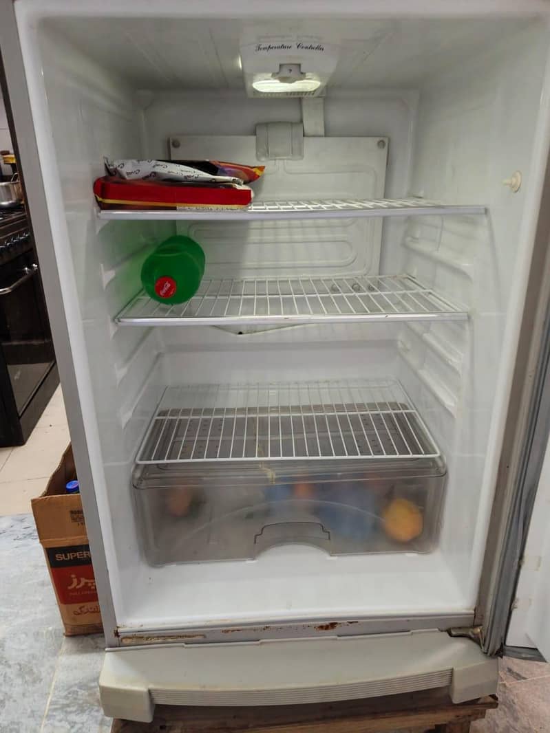 Dawlance Refrigerator 2