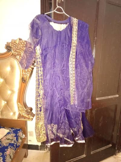 party dress 9/10