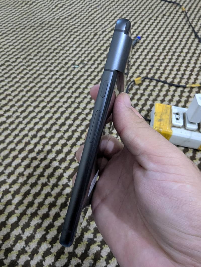 Google Pixel 8 1