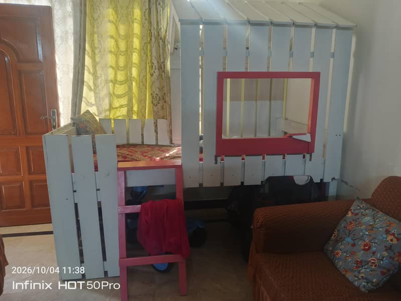 bunker bed 0