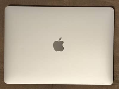 MacBook Air 2019 13.3” Retina | Core i5 | 8GB RAM | 128GB SSD
