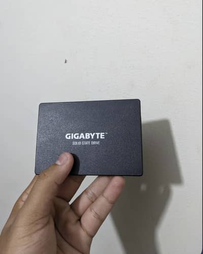GIGABYTE 1TB SATA SSD AVAIL!!!