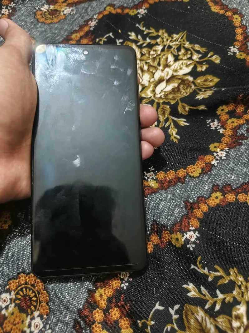 Samsung Mobile A72 2