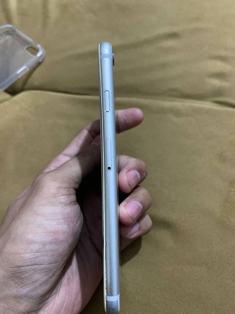 Apple iPhone 6 3