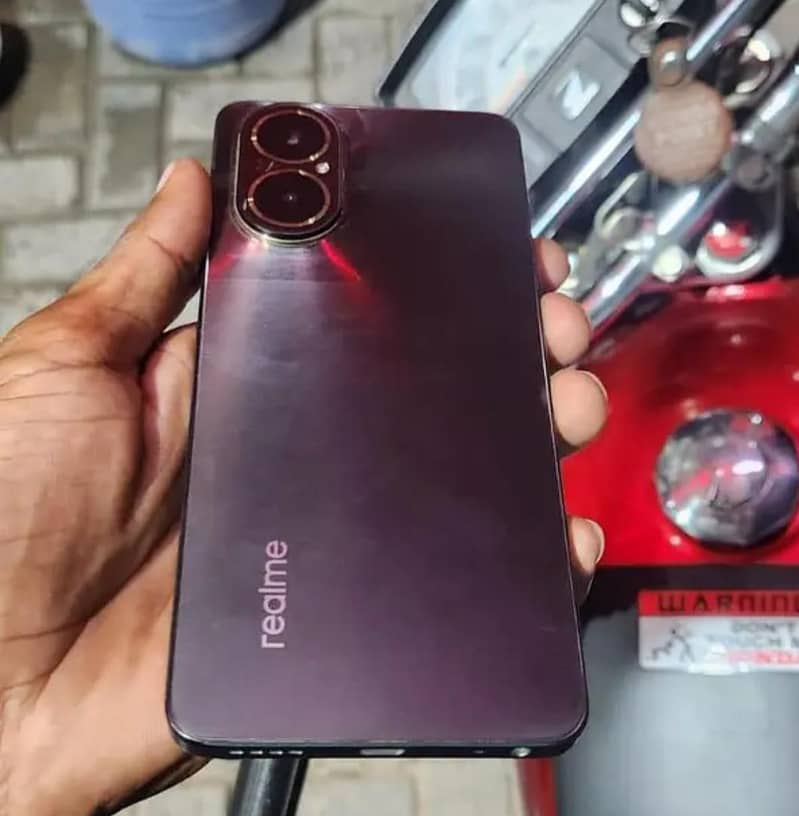 Realme C67 3