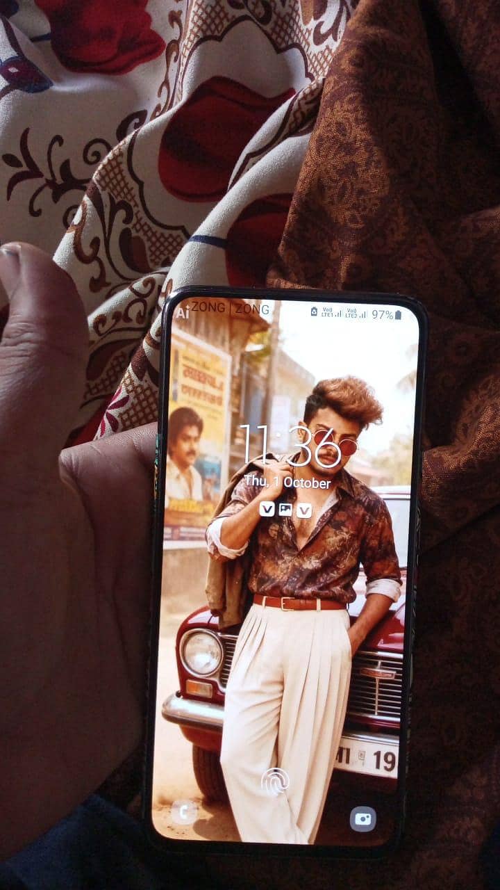 Samsung Mobile A80 0