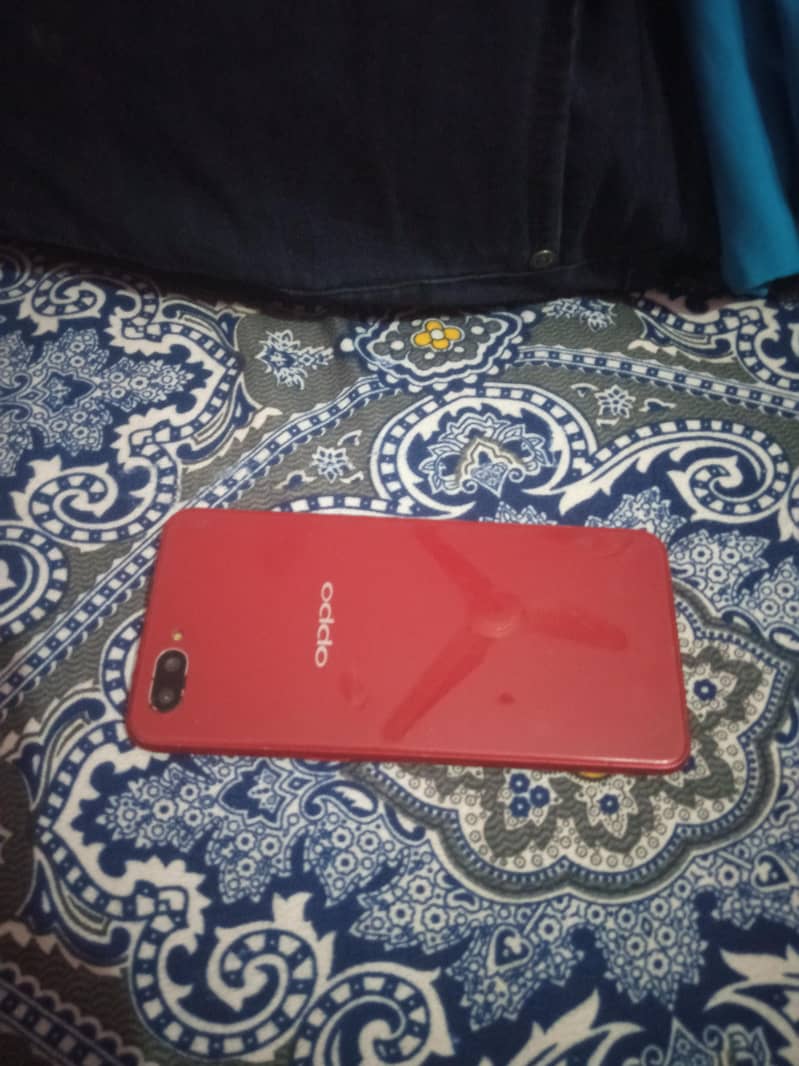 OPPO A3s 0