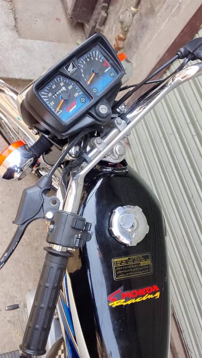CG125 (Honda)  for sale in good condition