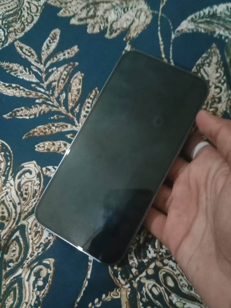 Apple iPhone 14 Pro Max 5