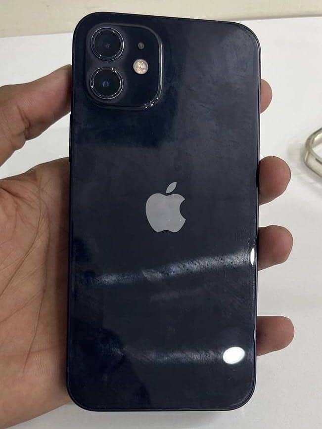 Apple iPhone 12 0