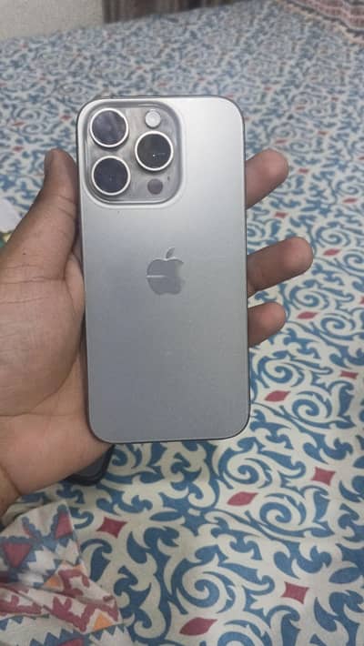 Apple iPhone 15 Pro