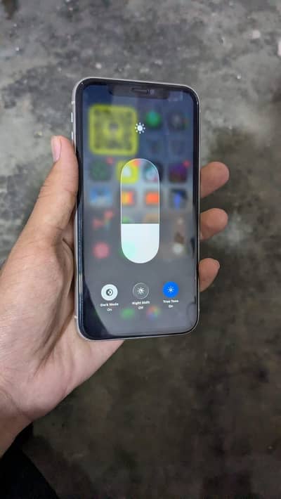 Iphone 11 PTA 128