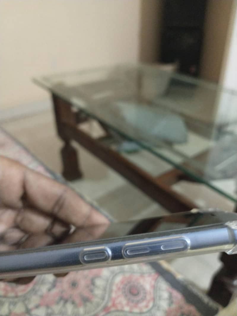 Huawei Nova 2 Plus 4