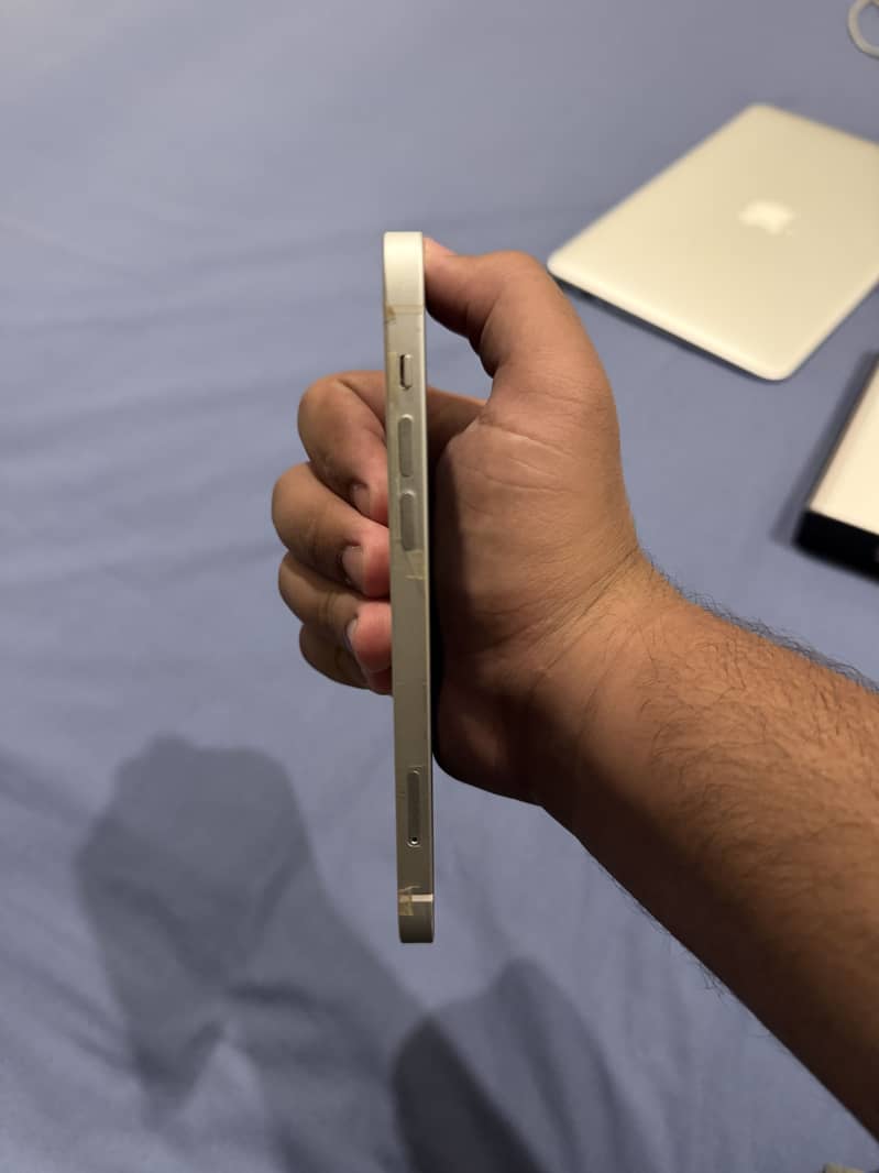 Apple iPhone 12 5