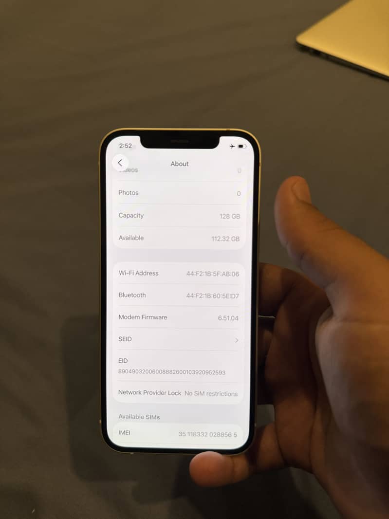 Apple iPhone 12 8