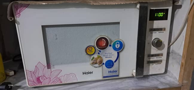Haier Microwave Oven 23L Big