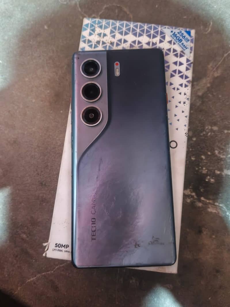Tecno CAMON 40 Pro 2